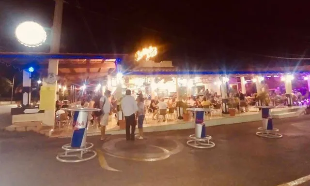 a27d24-1ce014466c7b4edfa1054e76c1fc96c4-mv2