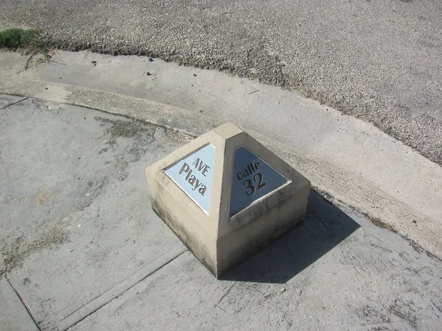 a27d24-89abe29356fc427a96c49daa9eeb0000-mv2-d-2272-1704-s-2