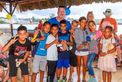 19ed99 876bcb11d7a44e0fbd1d707ed41ffa05mv2