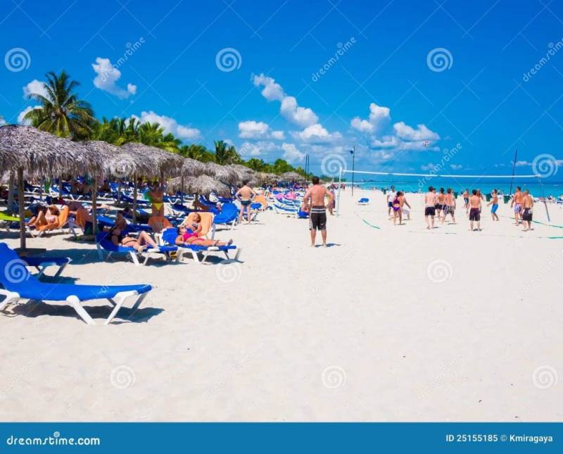 arrivee-des-touristes-de-manchester-a-varadero-photos-inedites