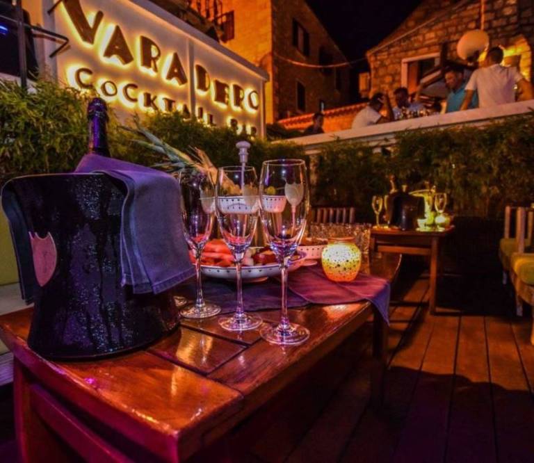 catalejo-piano-bar-lieu-de-fete-incontournable-a-varadero